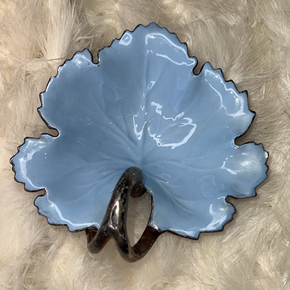 Baby blue Antique Trinket Vintage Ceramic Maple Leaf Jewelry Dish Plate Holder - Picture 14 of 16